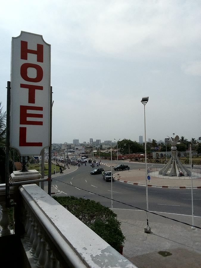 Hotel Saint Thomas Ломе Экстерьер фото